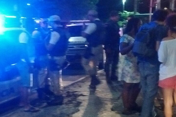 MOÇÃO DE REPÚDIO À VIOLÊNCIA DA PM CONTRA ESTUDANTES DA UNEB