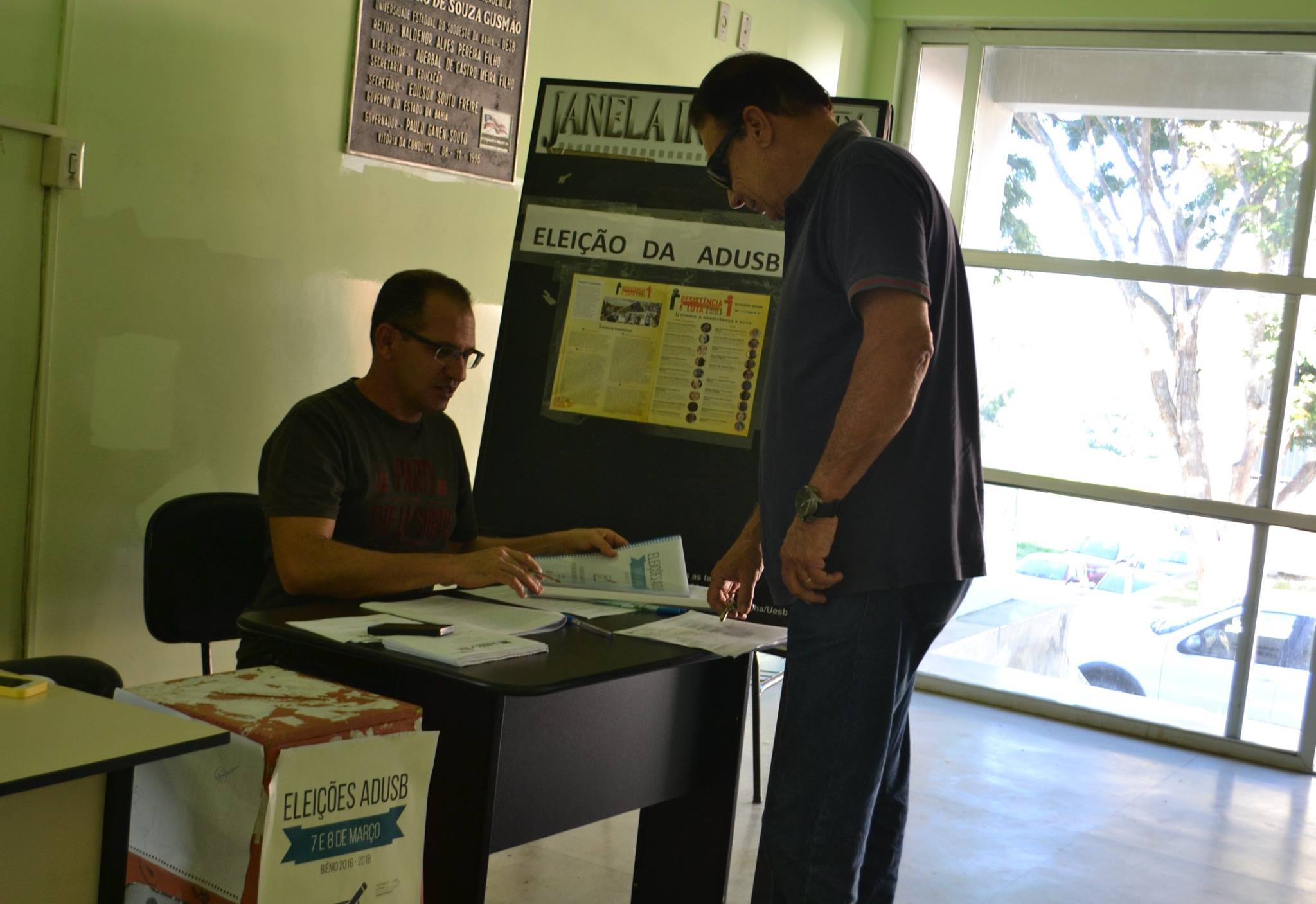 Chapa " Resistência e Luta" é eleita com 85.6% dos votos para direção da ADUSB