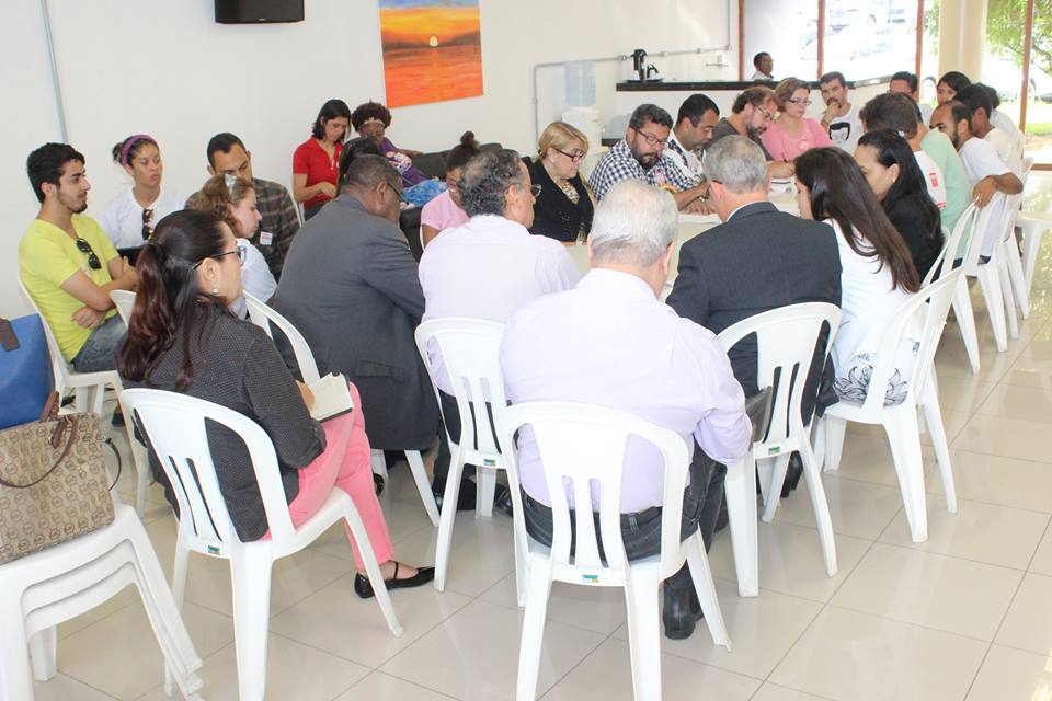 Após tensionamento com o Movimento Grevista, governo apresenta proposta