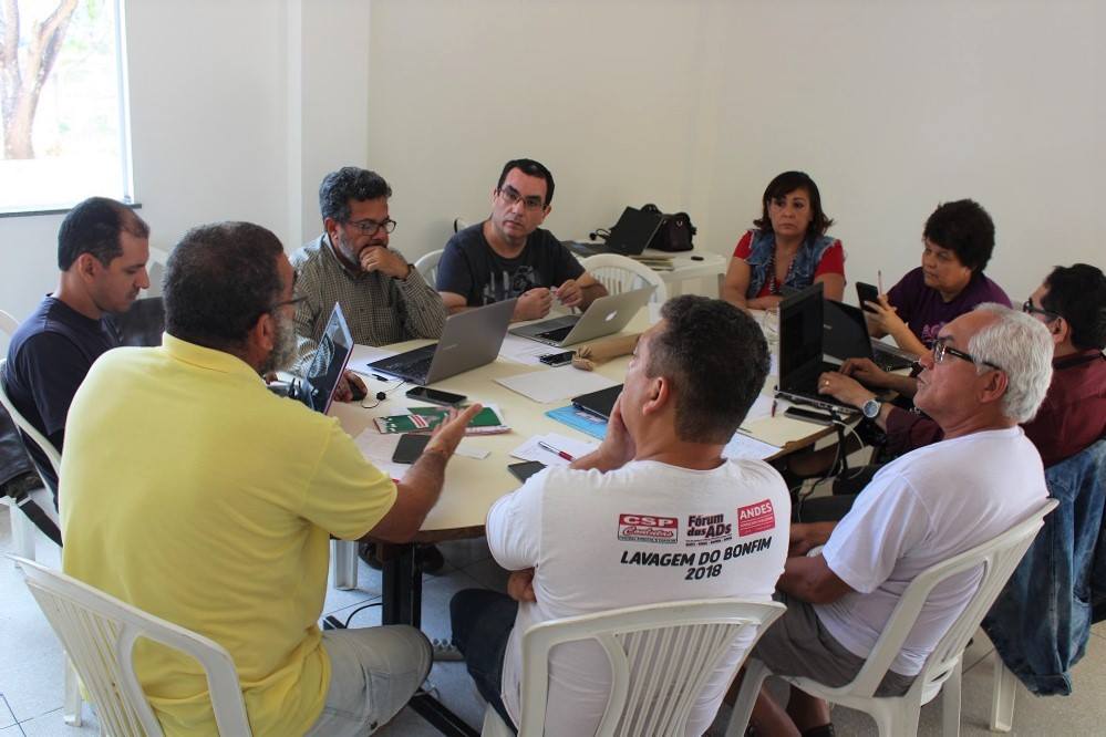 Fórum das ADs discute pauta estadual e tarefas do Movimento Docente