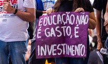 Governo recompõe orçamento do MEC, mas recursos ainda estão aquém dos necessários 