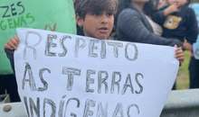 Indígenas protestam contra projetos de lei que ameaçam demarcação de terras