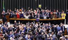 Câmara dos Deputados aprova PEC que acaba com escala 6x1