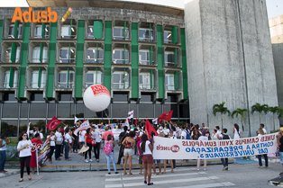 Dia Nacional de Luta: Forte mobilização arranca reunião com Codes e deputados