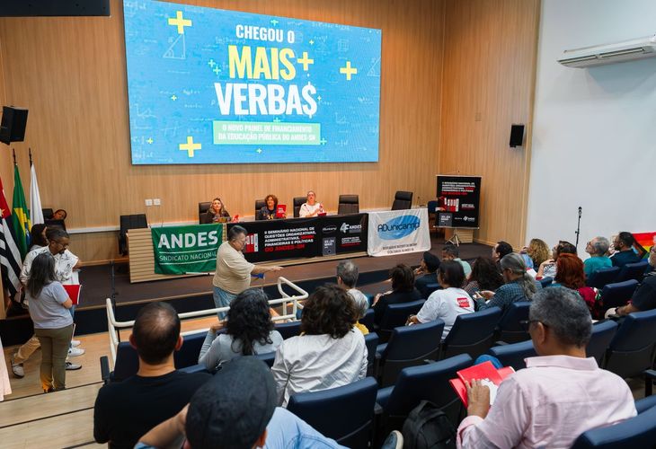 II Seminário Nacional do ANDES-SN debate organização sindical, financiamento e democracia interna