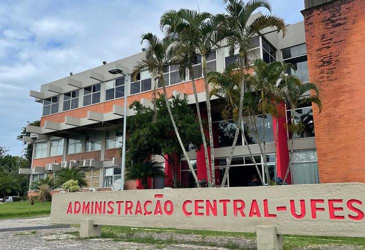 Conselho Universitário da Ufes aprova cassação de títulos de Doutor Honoris Causa concedidos a membros da ditadura