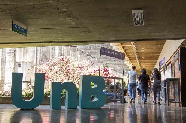 ANDES-SN e reitoria da UnB discutem ações para combater ameaças à liberdade de cátedra