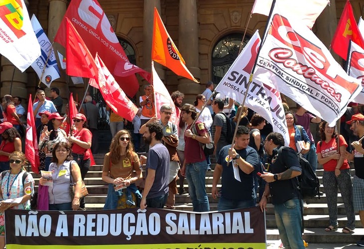 Centrais Sindicais fazem ato/panfletagem em SP contra pacote de maldades de Bolsonaro