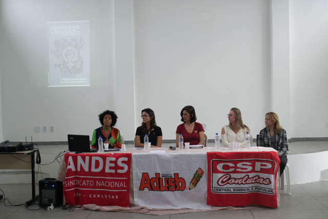 Roda de Conversa em Conquista avança no diagnóstico das opressões na Uesb