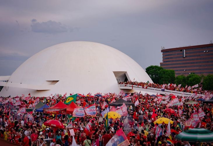 ANDES-SN destaca força da mobilização popular na derrota da extrema direita nas eleições
