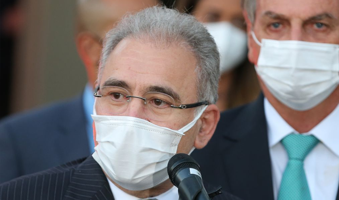 Ministério da Saúde continua incapaz de combater pandemia e ainda é foco de corrupção