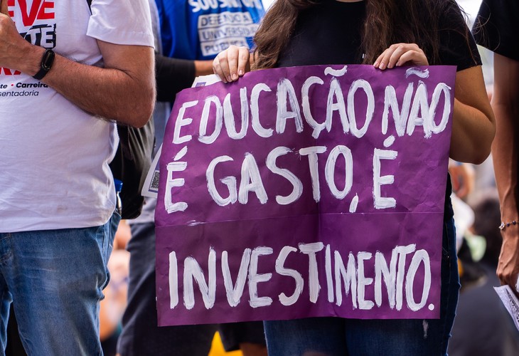 Governo recompõe orçamento do MEC, mas recursos ainda estão aquém dos necessários 