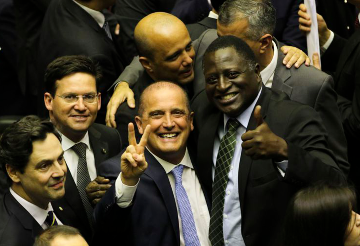 Para aprovar Reforma da Previdência, Bolsonaro pratica toma-lá-da-cá e libera R$ 2,6 bi a deputados