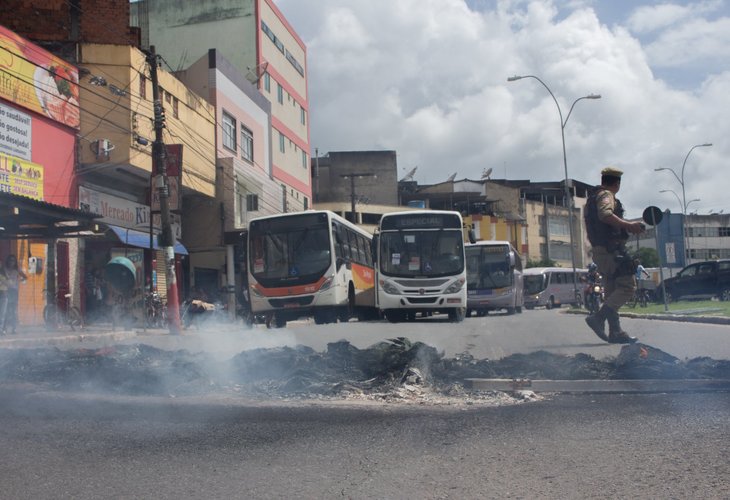 Mobilização da população derruba aumento de tarifa de ônibus em Itabuna