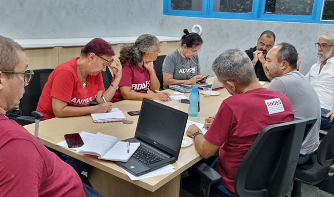 Fórum das ADs intensifica lutas cumprindo ampla agenda política em dia de Audiência Pública, visita à SEC e Reunião com Fórum de Reitoras/es