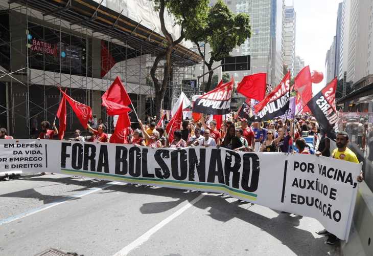 Atos contra Bolsonaro, aumento de preços, fome e desemprego ocorreram em diversas cidades do país