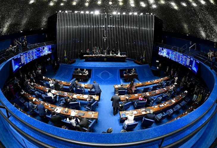 Senadores aprovam PEC que vincula auxílio emergencial ao desmonte dos serviços públicos