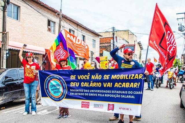 Milhares vão às ruas no 1º de maio por melhores salários, mais direitos e condições de trabalho dignas