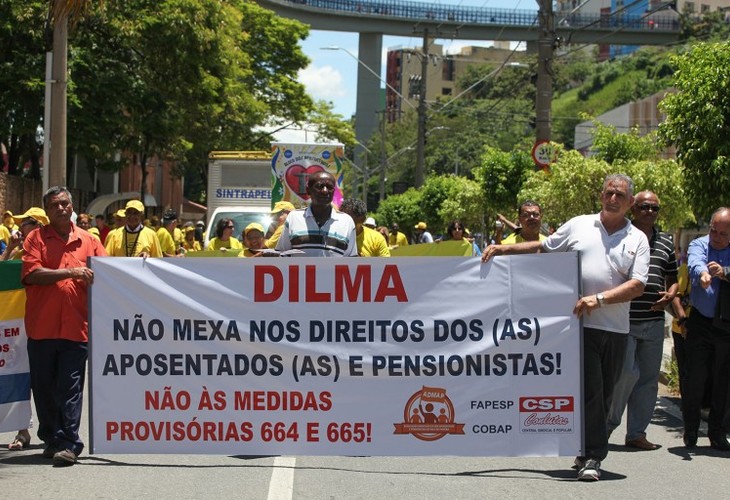 Governo anuncia nova reforma da previdência. Vamos organizar a luta contra mais esse ataque de Dilma (PT)