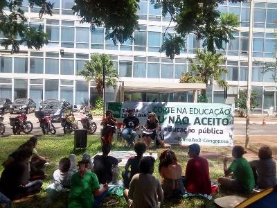 Anel exige solução do Ministério da Educação para corte no orçamento das universidades