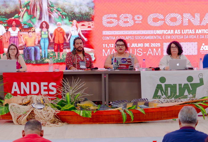 Debate sobre conjuntura e movimento docente é atualizado no 68º Conad