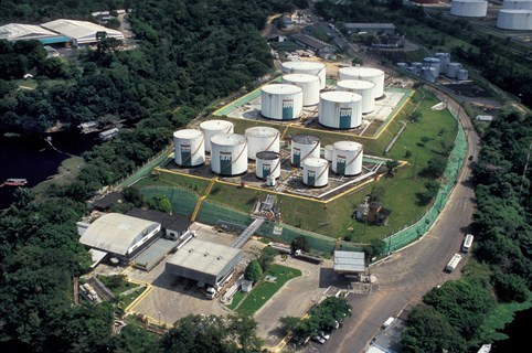 Escândalo: Venda de refinaria da Petrobras no Amazonas acaba na Justiça devido ao preço abaixo do mercado