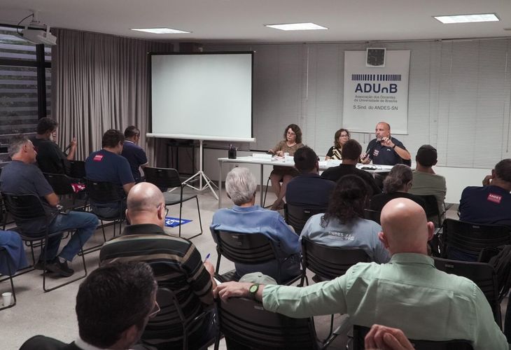 Ataques à universidade são ataques à democracia e à soberania, afirmam especialistas