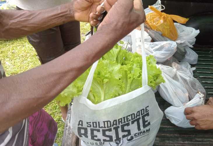 A Solidariedade Resiste: CIPAM e ADUSB formam parceria com o MST para doação de alimentos