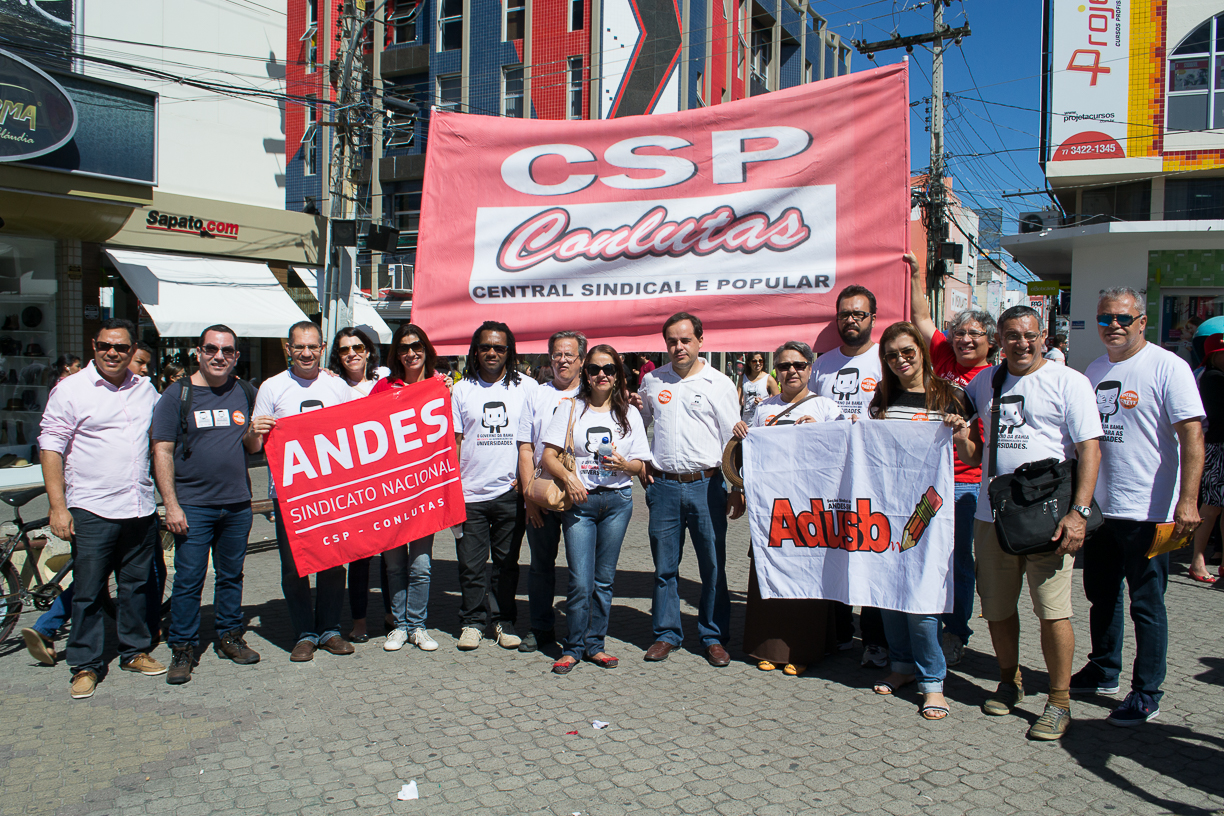 Adusb presente no Dia Nacional de Paralisação em defesa dos direitos trabalhistas
