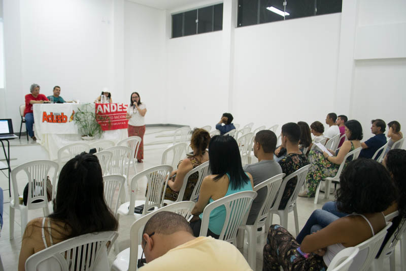 Atividade em Itapetinga debate ataques à educação brasileira