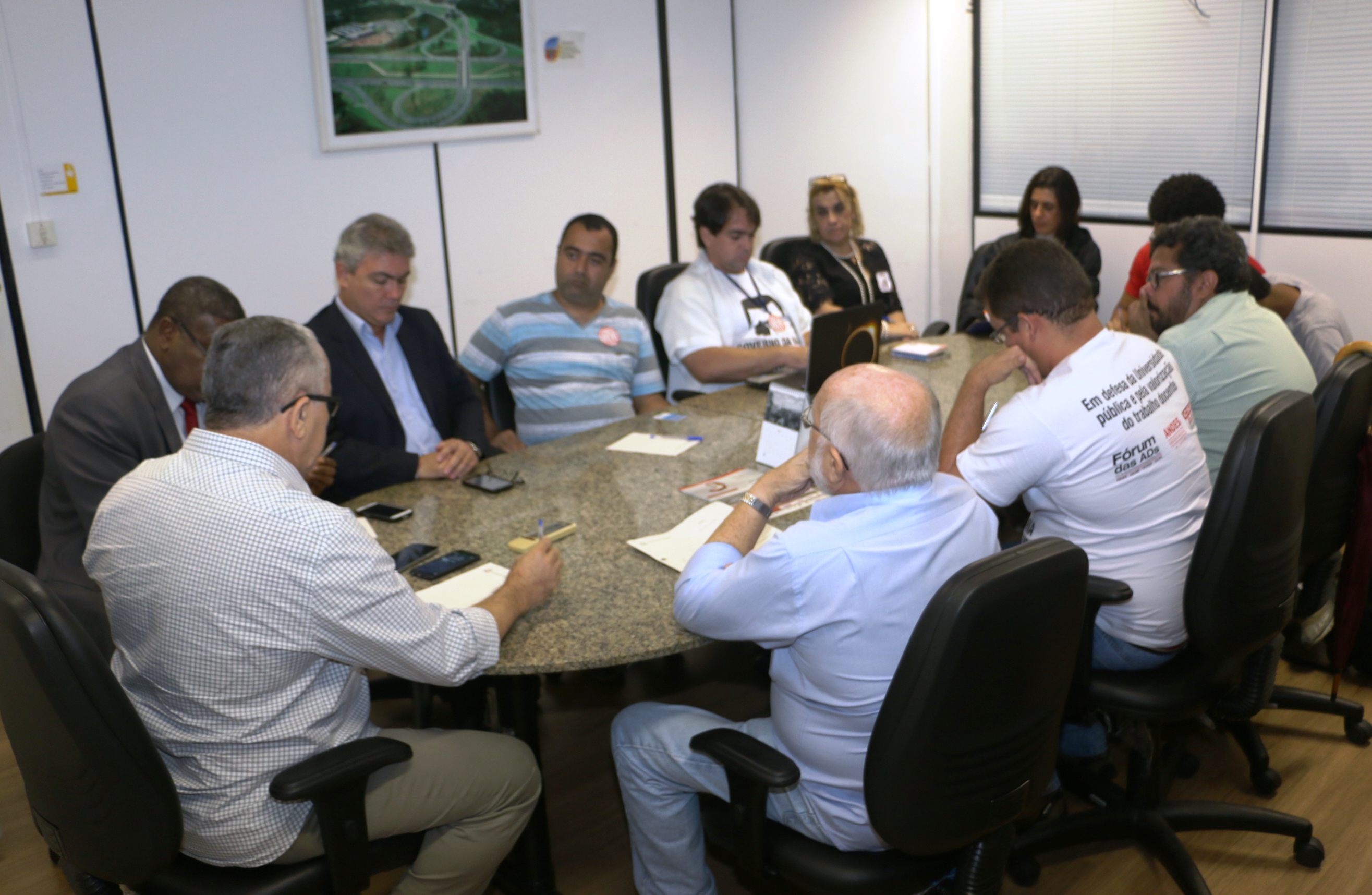 Greve das UEBA: Governo antecipa reunião e diz que era “apenas um bate-papo”
