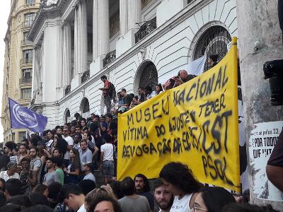 Privatização é objetivo dos ataques à UFRJ e ao Museu Nacional