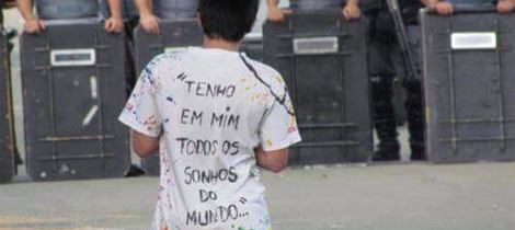 Alckmin adia reorganização nas escolas estaduais paulistas; primeira vitória dos estudantes rumo à revogação da medida