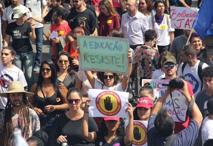 Brasil é destaque em relatório internacional sobre perseguição a acadêmicos e universidades