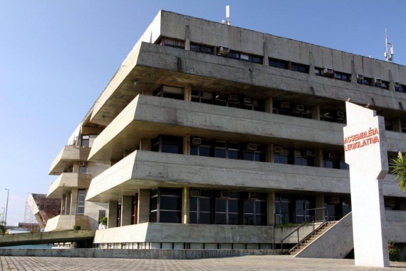 Nota de esclarecimento: Bancada da Minoria na ALBA vota contra a LOA 2016