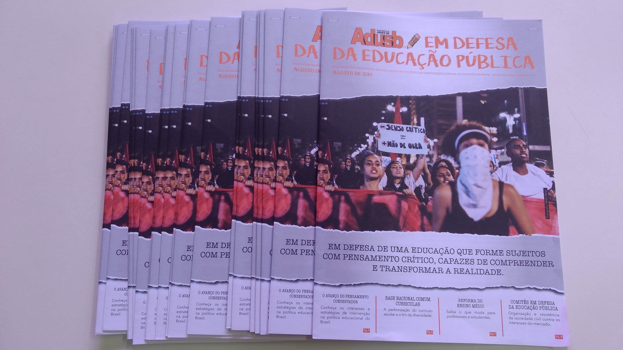 Adusb lança Boletim Especial sobre avanço do conservadorismo na educação