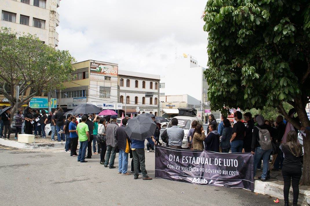 Moção do Fórum das Seis - Repúdio à violência contra docentes e estudantes da UESB