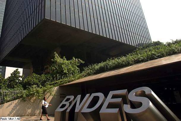 Crise para quem: “bolsa-empresário” supera gastos com programas sociais