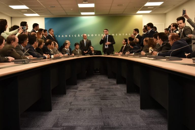 Absurdo: para Bolsonaro, lei trabalhista tem de se aproximar da “informalidade” 13/12/2018
