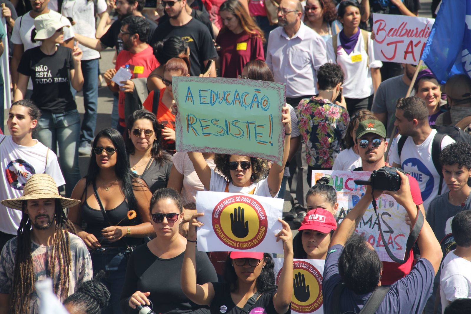 Brasil é destaque em relatório internacional sobre perseguição a acadêmicos e universidades