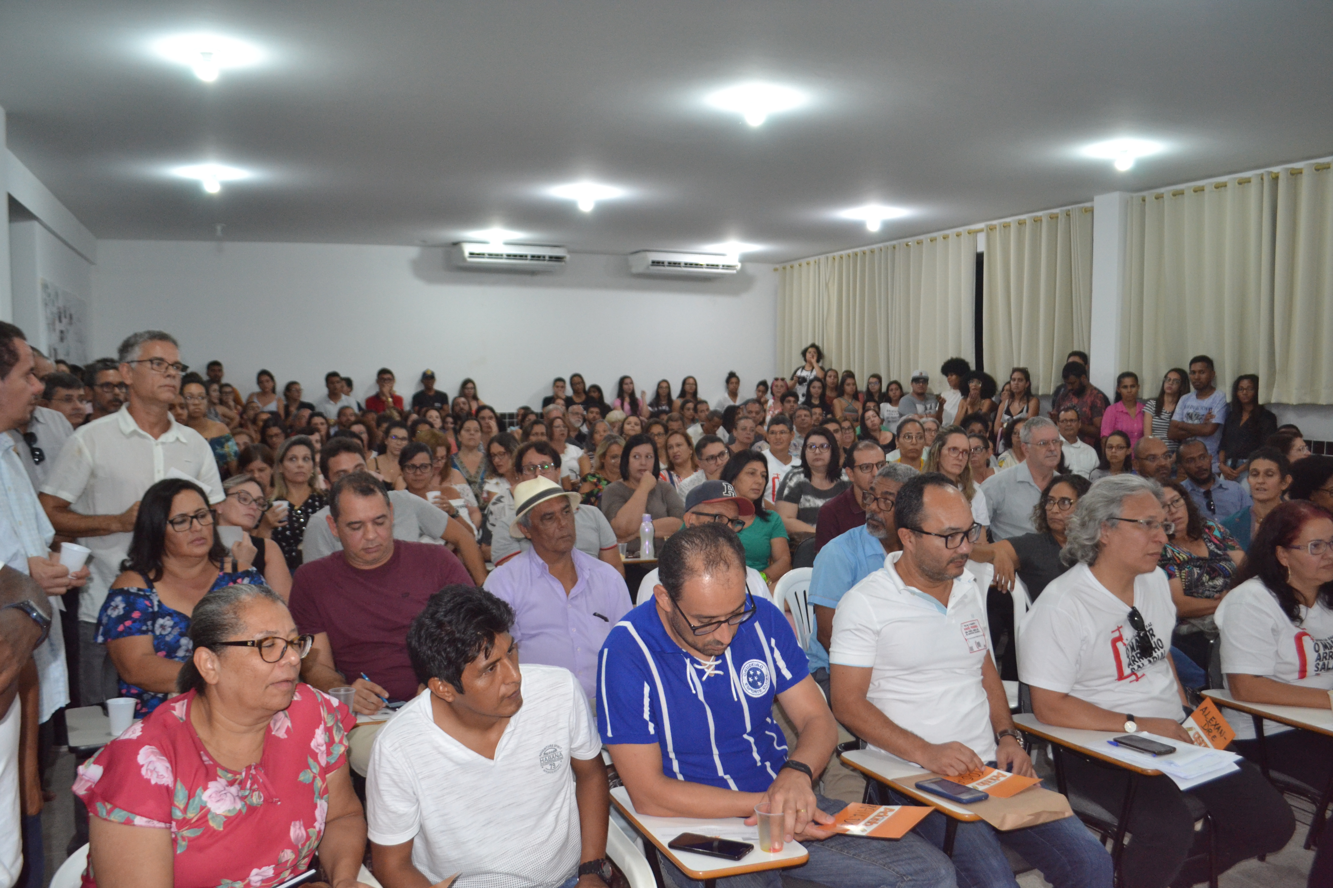 Fórum das 12 avança na unidade e aprova pauta de reivindicações conjunta