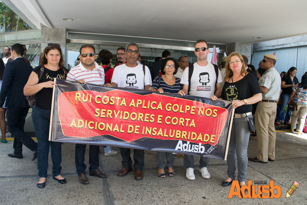Comarca de Vitória da Conquista determina restabelecimento do pagamento do adicional de insalubridade