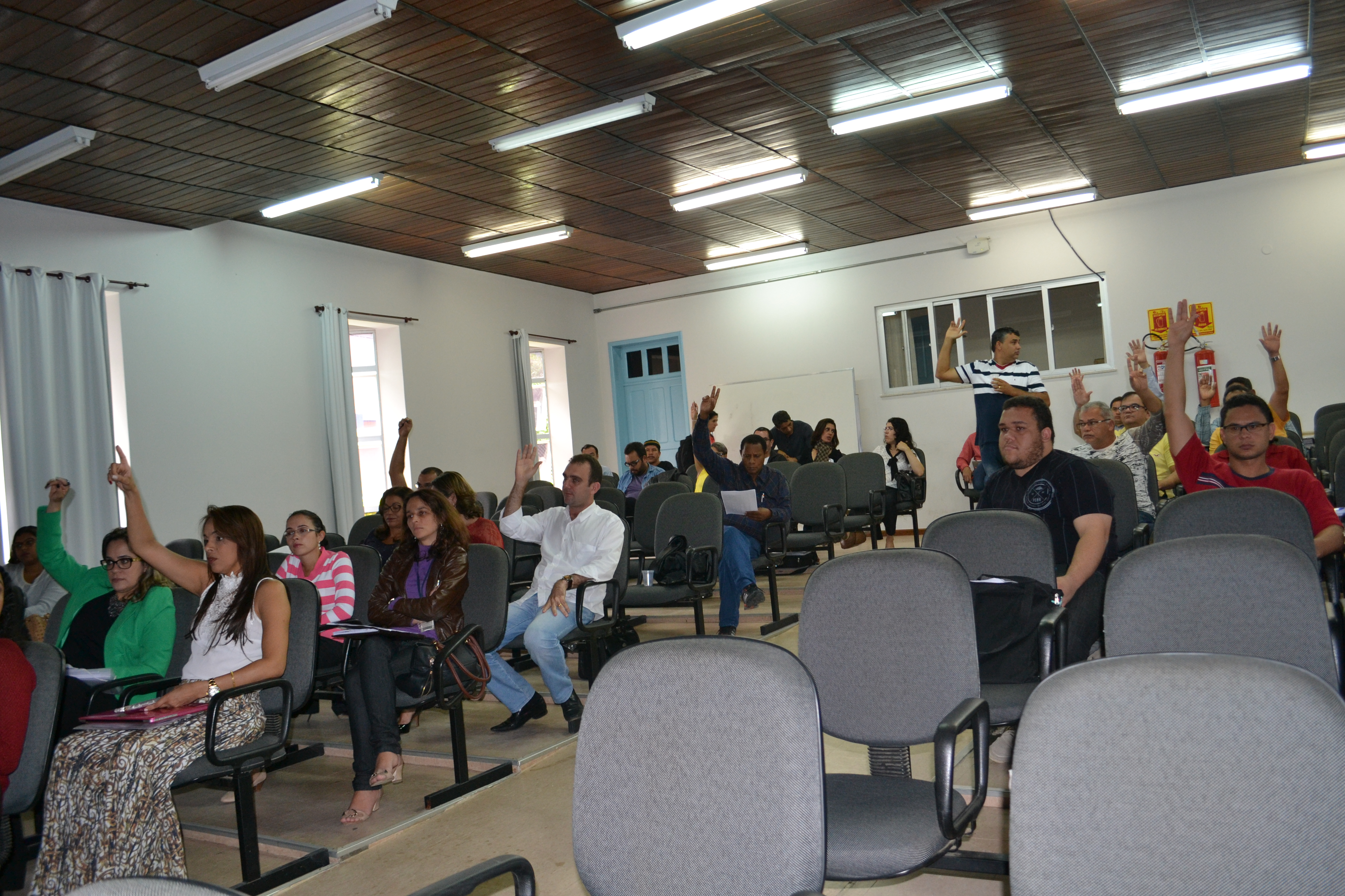 Crise orçamentária se agrava na UESB e CONSU aprova construção do orçamento participativo