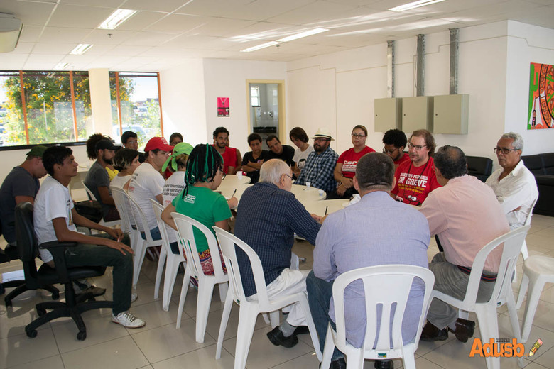 Fórum das ADs reivindica abertura das negociações e repudia postura da CODES