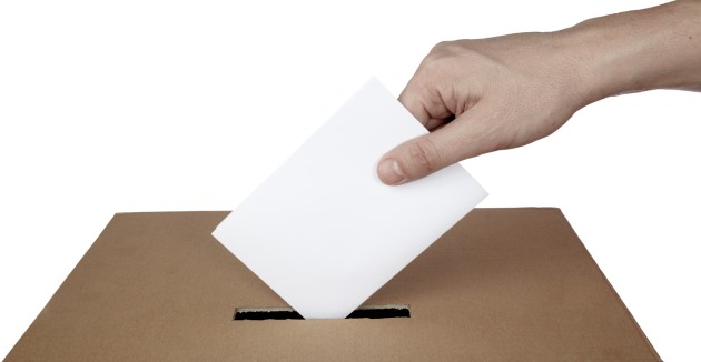 ELEIÇÕES PARA A REITORIA (2018/2022) - Comissão Eleitoral solicita apoio para mesas receptoras