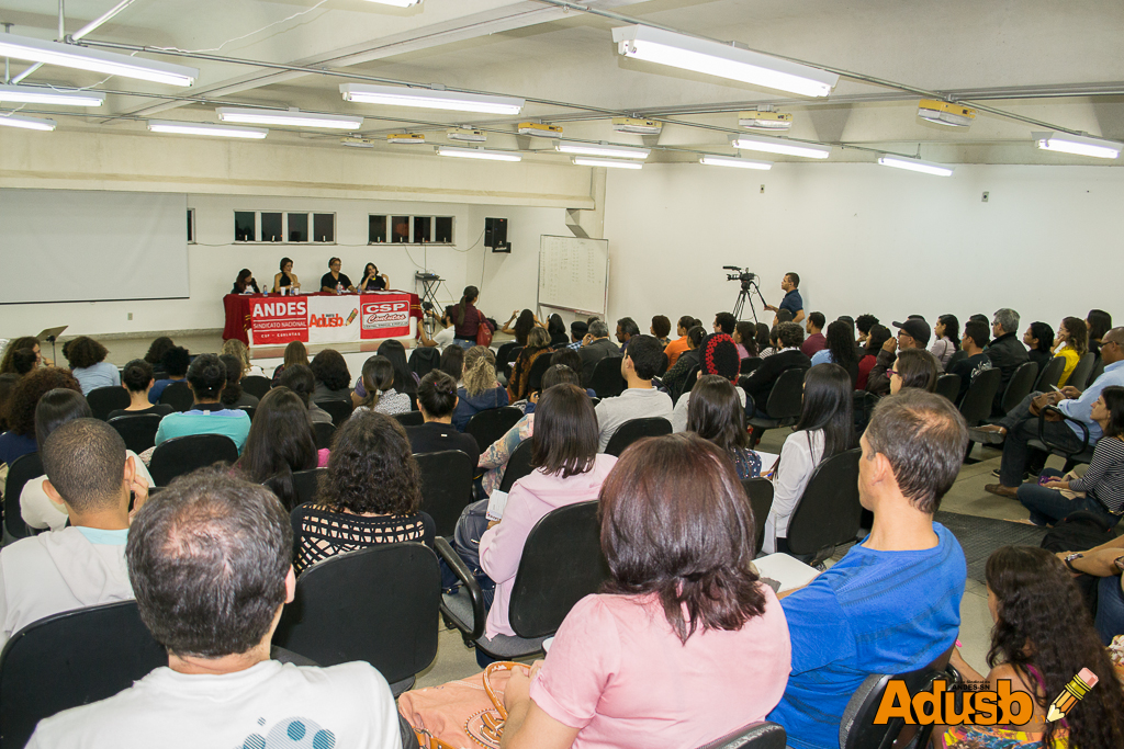 II Etapa do curso de formação política da Adusb debateu a superação do machismo