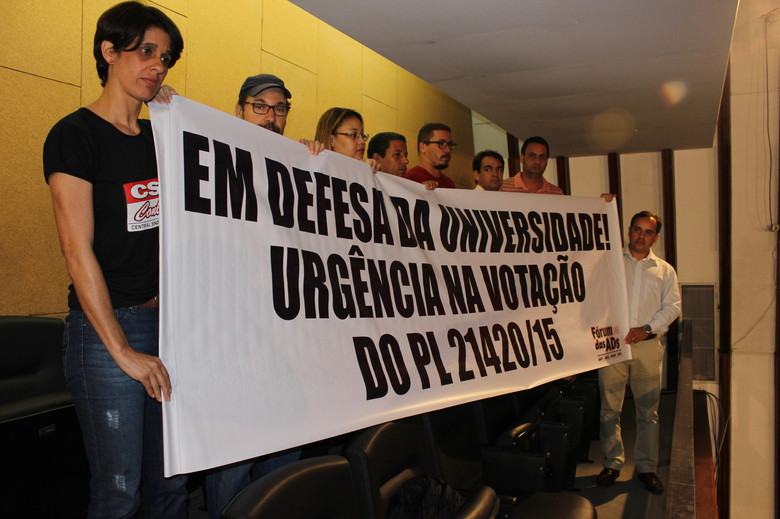 As conquistas do movimento grevista: lei que altera quadro de vagas é publicada no Diário Oficial