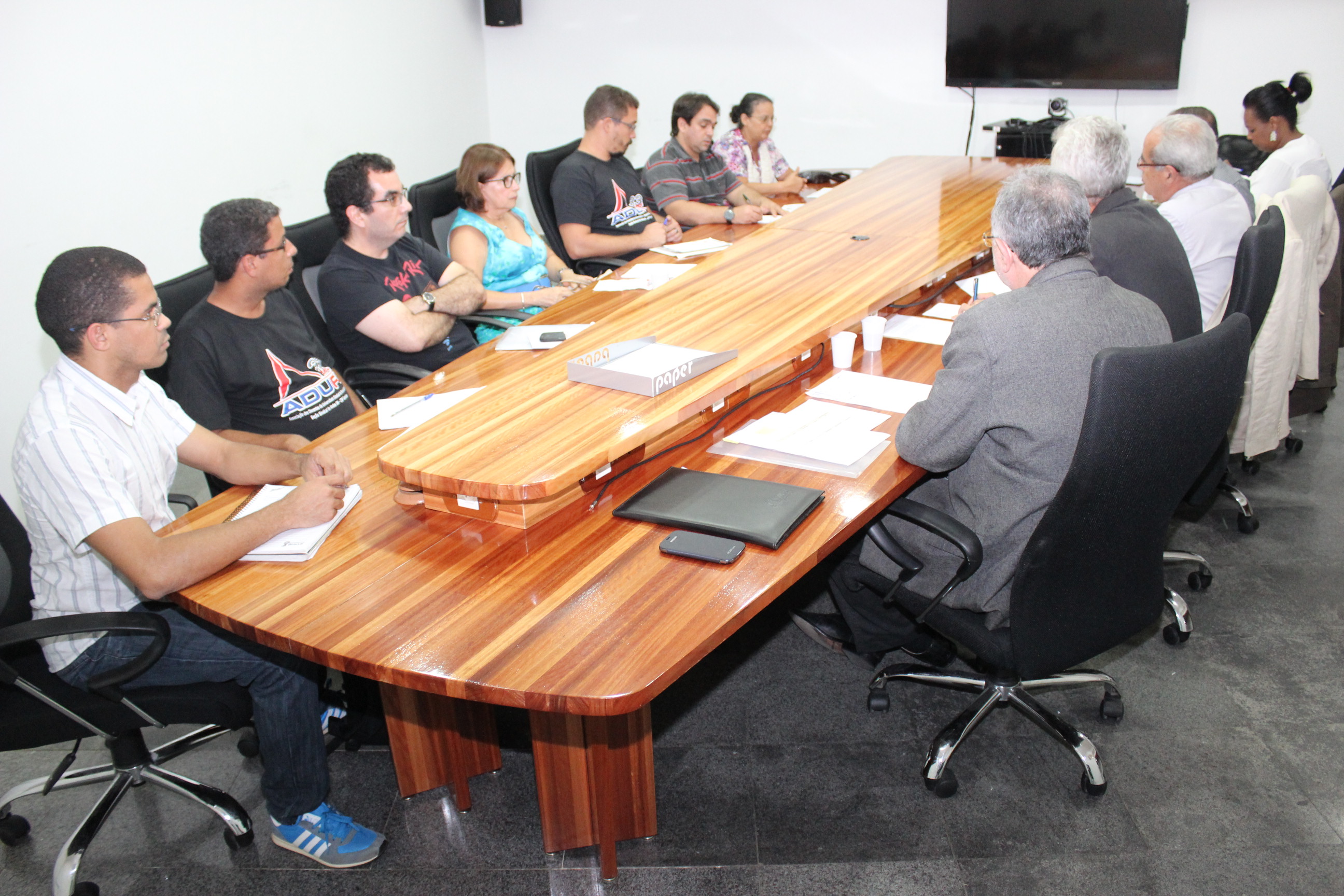 Aprofundamento da crise orçamentária é tema de reunião entre Fórum das ADs e Reitores
