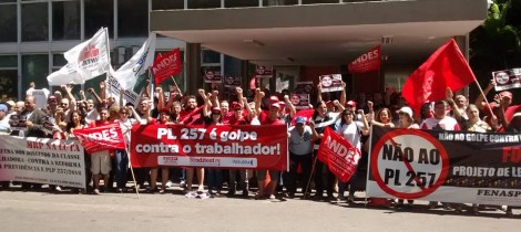 14 de abril foi marcado por lutas e mobilizações contra o PLP 257/16