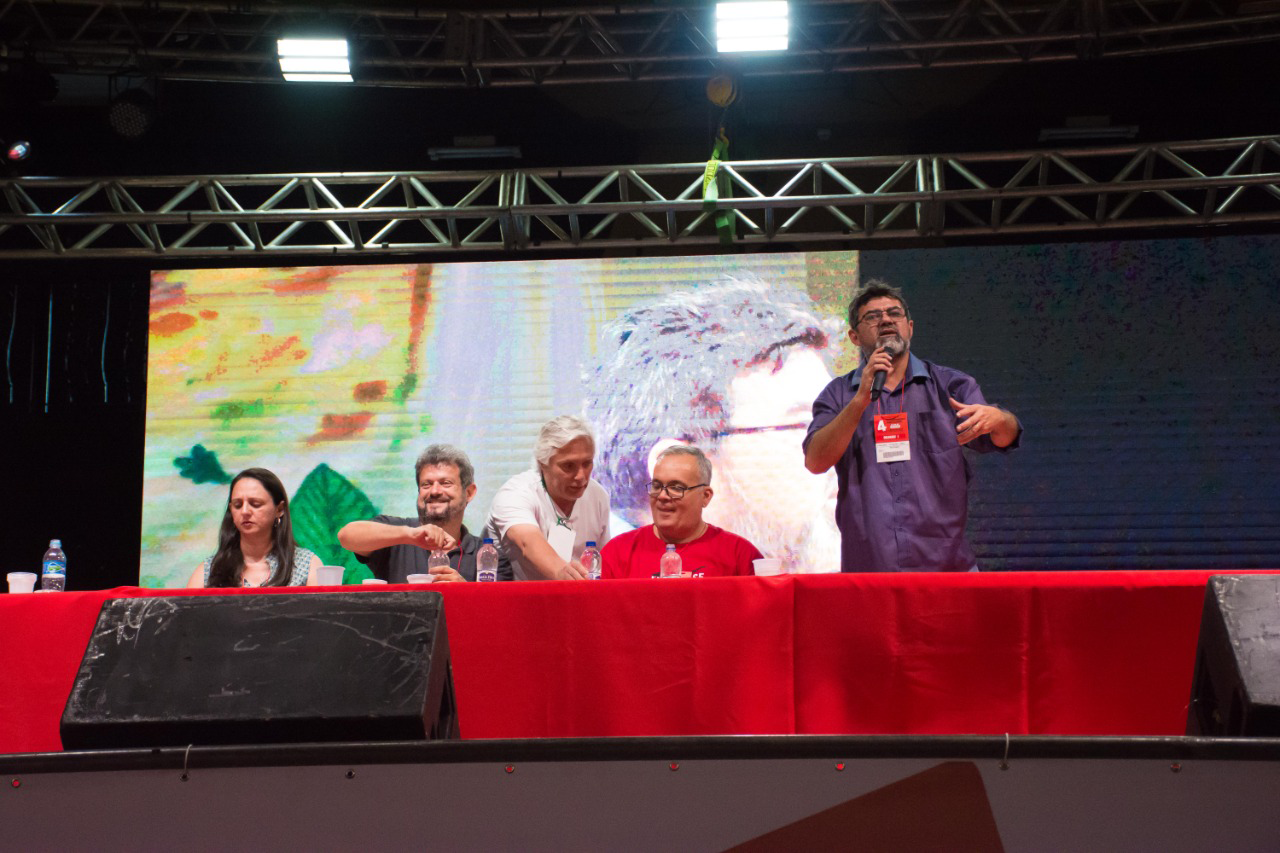 4º Congresso: Painel defende plano de lutas e encontros de lutadores para enfrentar Bolsonaro